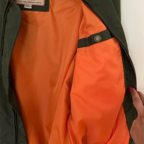 Alpha Industries Bomber Jacket - size S - Picture 4 of 10